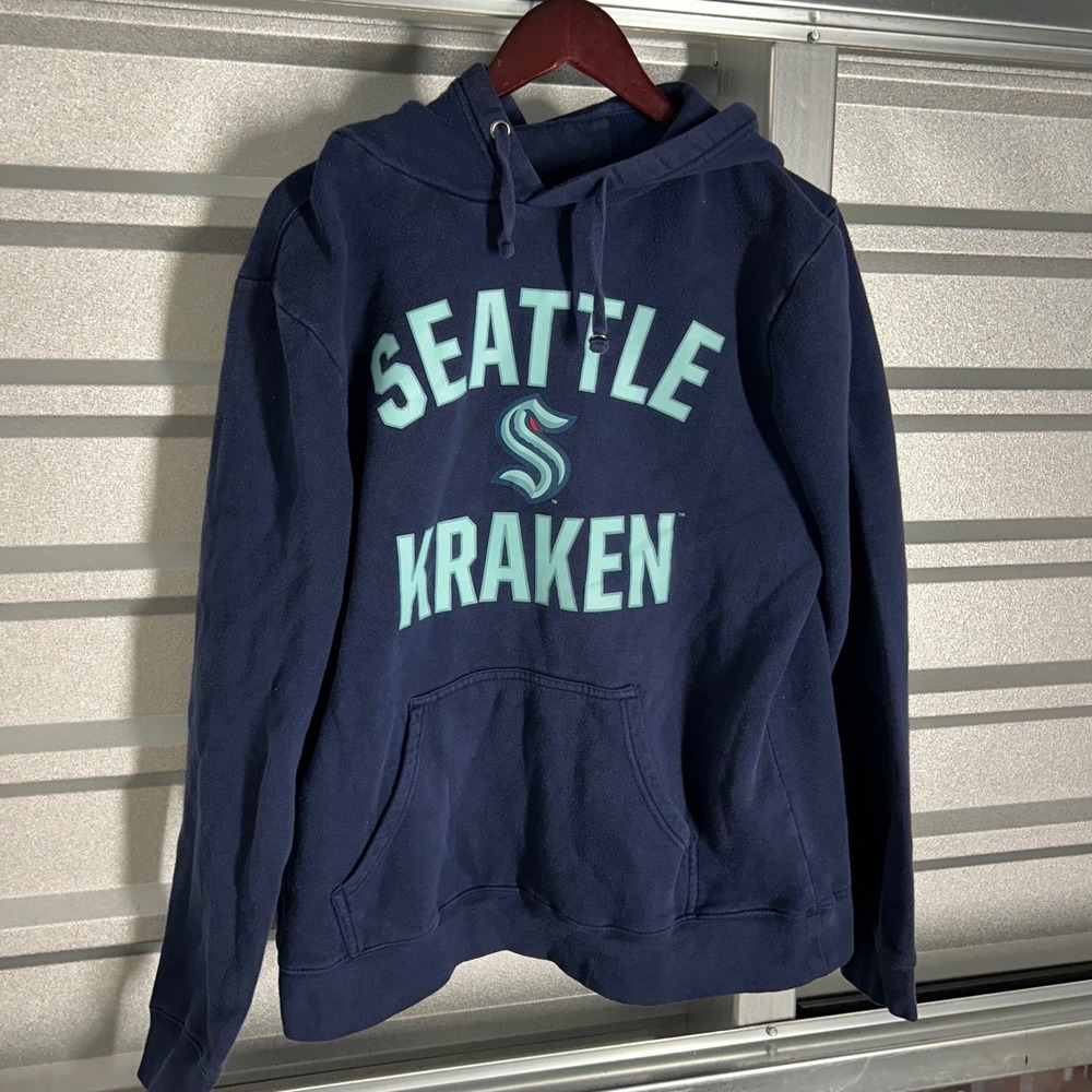 Seattle Kraken Hoodie Mens Large Blue NHL Hockey Sweatshirt Fan Gear Gameday L